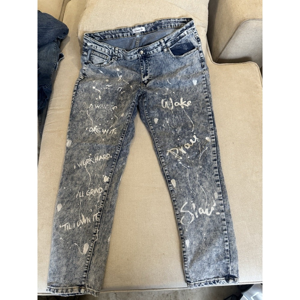Between Us Hand Painted Motivational Jeans Womens 18 Wake Pray Slay Distressed